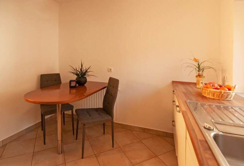 Bed and Breakfast Landhaus Mondschein