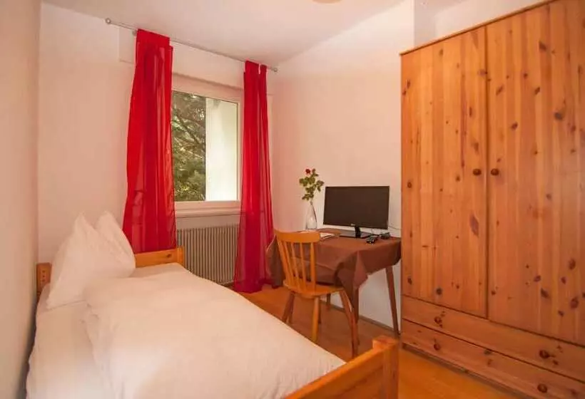 Aamiaismajoitus (B&B) Landhaus Mondschein