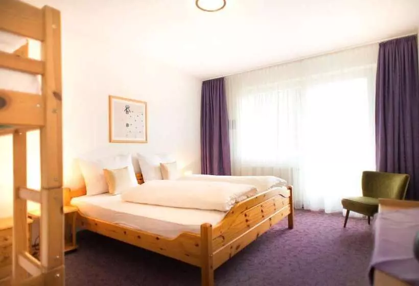 Aamiaismajoitus (B&B) Landhaus Mondschein