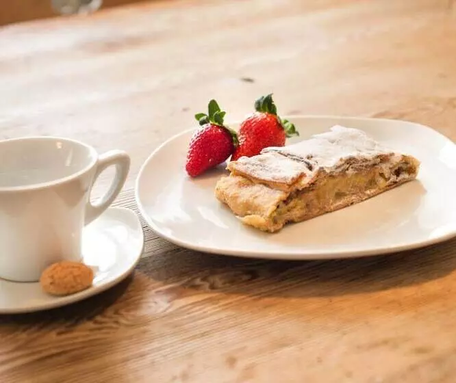 Aamiaismajoitus (B&B) Landhaus Mondschein