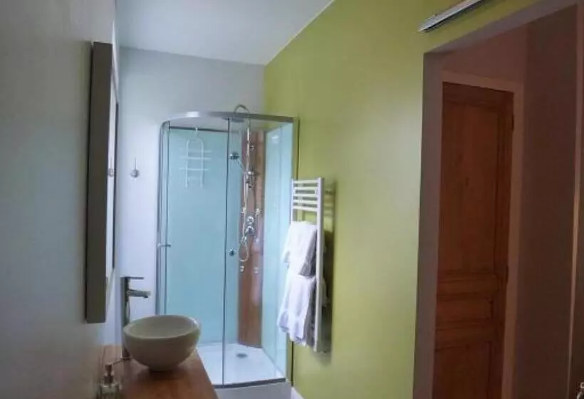 Aamiaismajoitus (B&B) Lepireau Fr Gîtes Piscine Chauffée