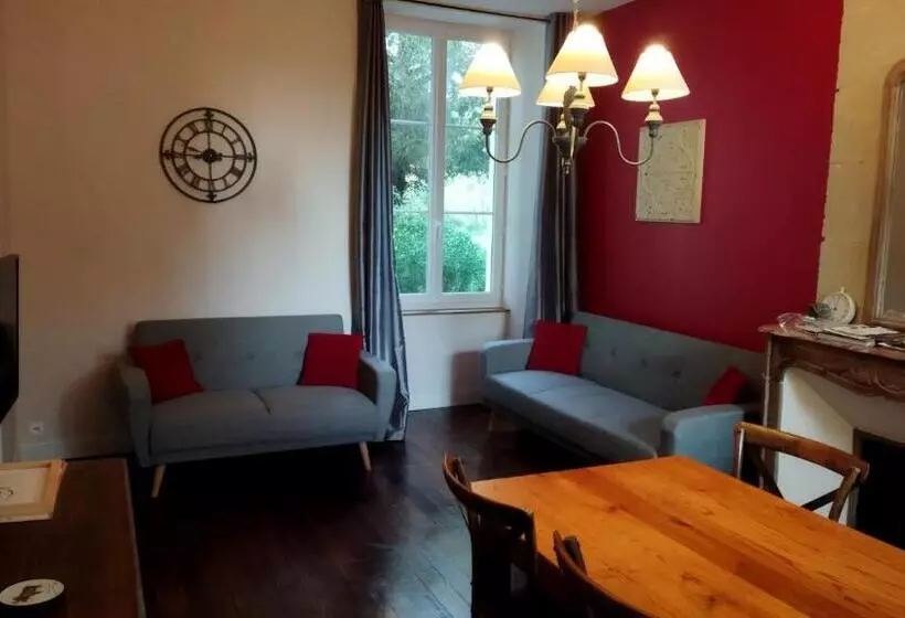 Aamiaismajoitus (B&B) Lepireau Fr Gîtes Piscine Chauffée