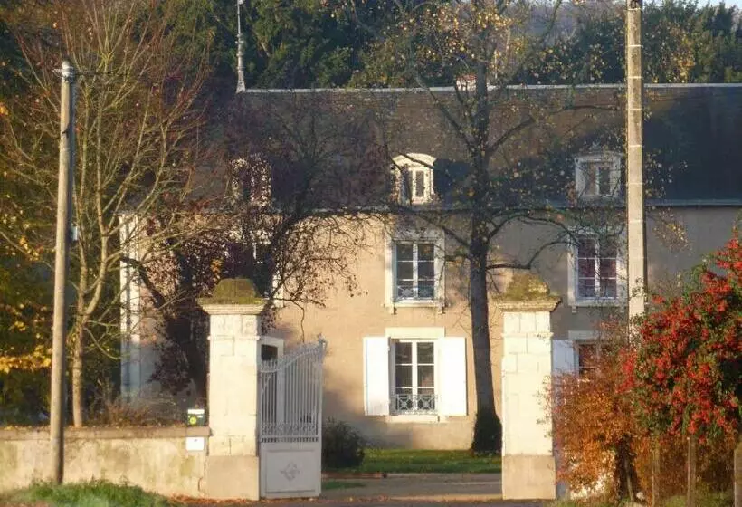 Aamiaismajoitus (B&B) Lepireau Fr Gîtes Piscine Chauffée