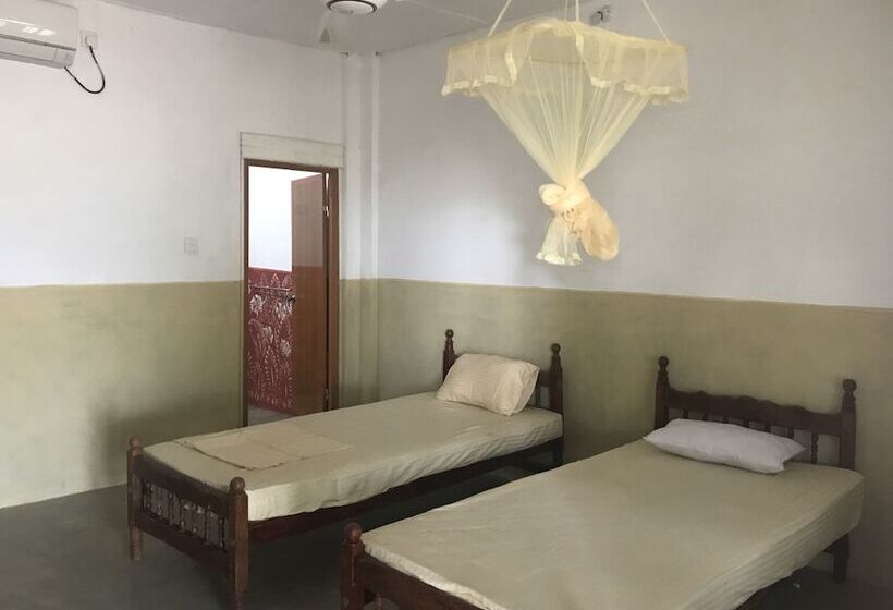 민박 Reef Pasikudah