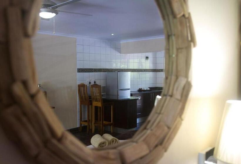 호텔 Areena Riverside Resort