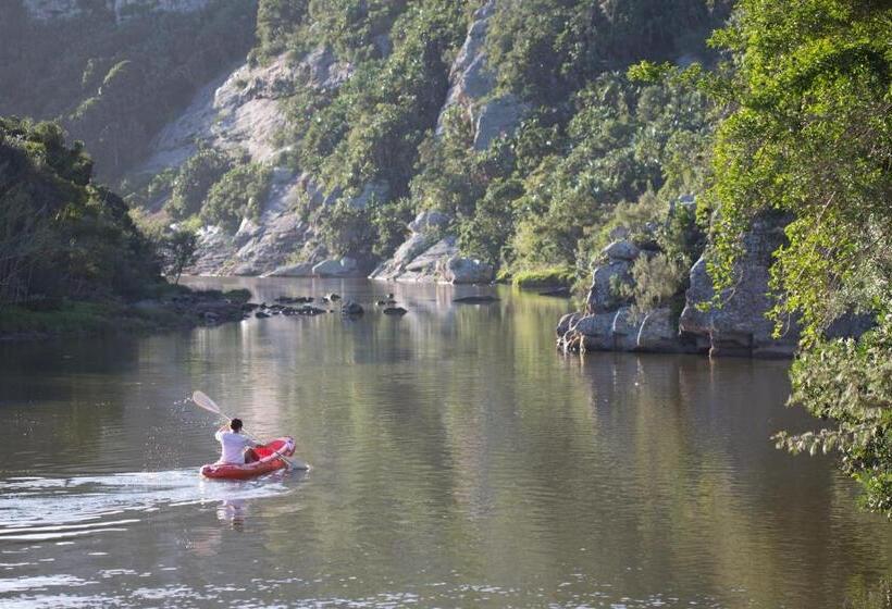 호텔 Areena Riverside Resort