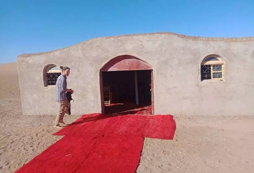 Hotelli Bivouac Les Nomades