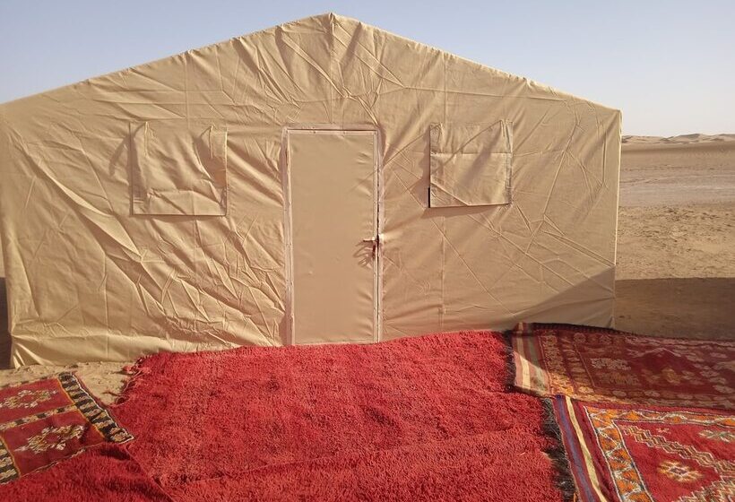 Отель Bivouac Les Nomades