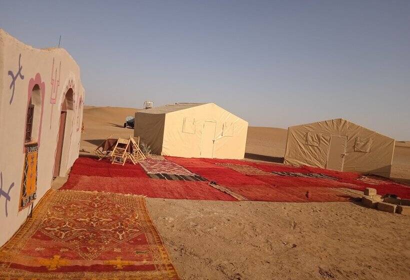 Отель Bivouac Les Nomades