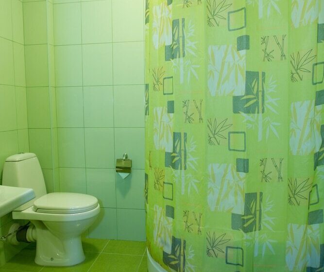 בית מלון כפרי Green Hosta