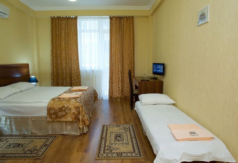 בית מלון כפרי Green Hosta