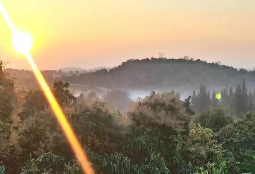 Hotelli Kertas Khaoyai Resort And Farm