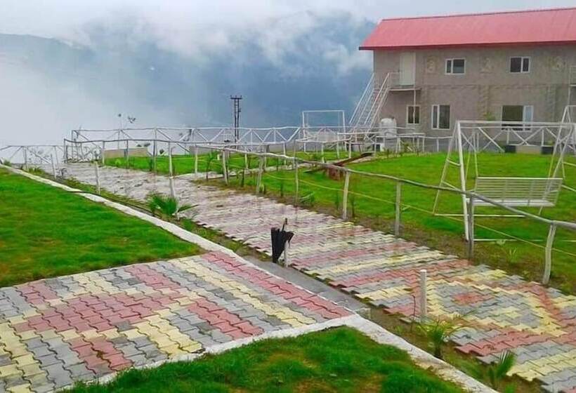 Hotel Kvr Clarks Inn, Kufri