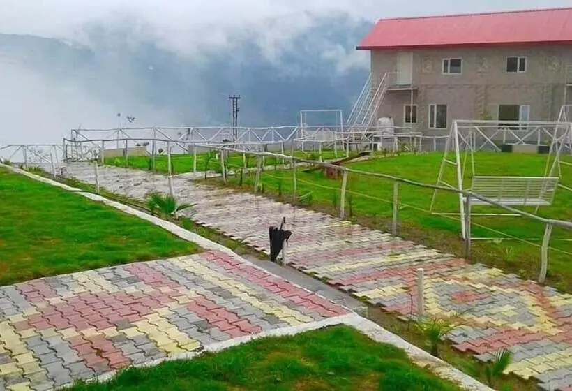 ホテル Kvr Clarks Inn, Kufri