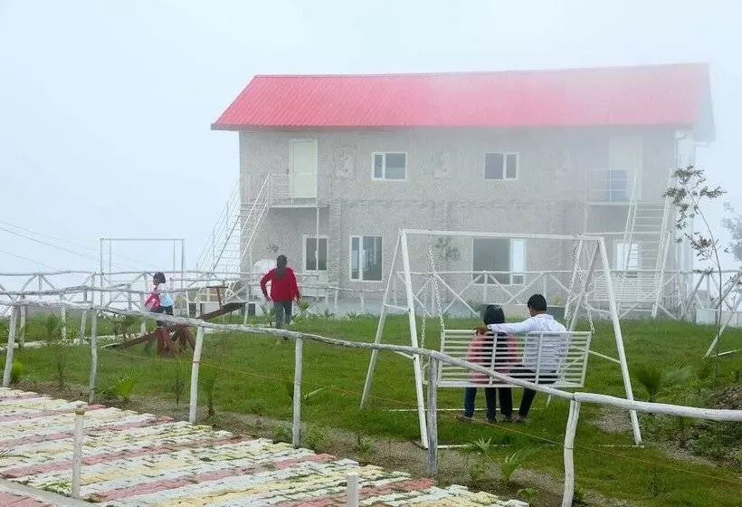 ホテル Kvr Clarks Inn, Kufri