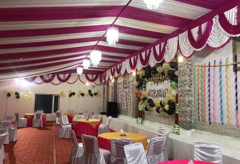 ホテル Kvr Clarks Inn, Kufri