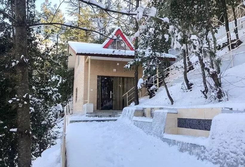 ホテル Kvr Clarks Inn, Kufri