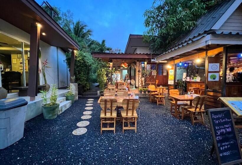 هتل Naiyang Boutique Resort