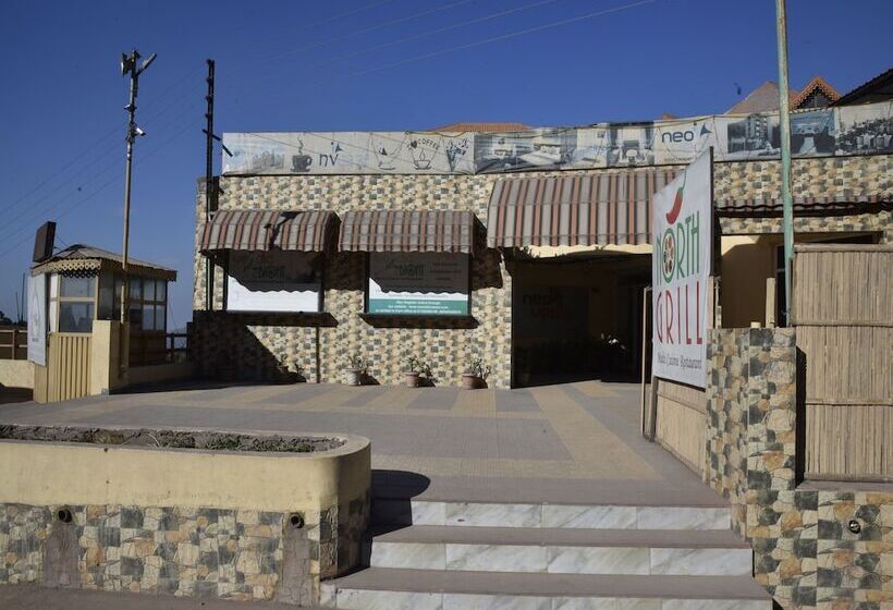 בית מלון כפרי Neovedic Resort By Oyo Rooms