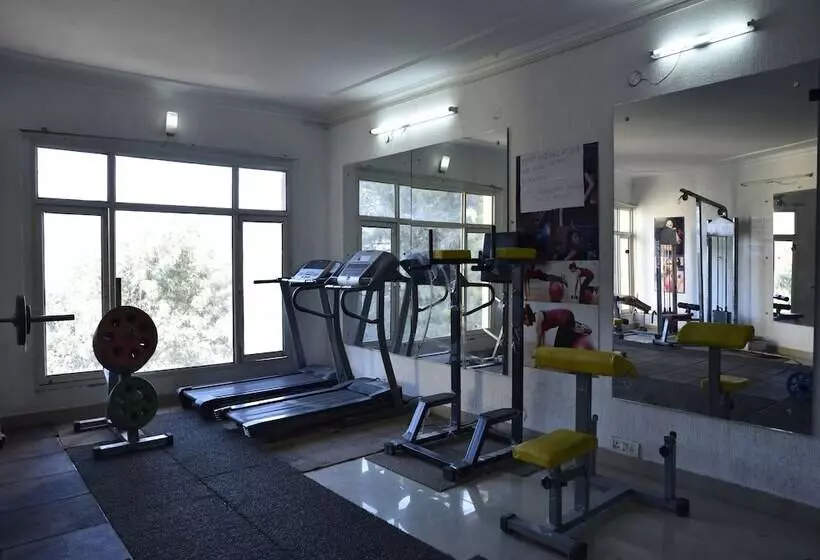 هتل Neovedic Resort By Oyo Rooms