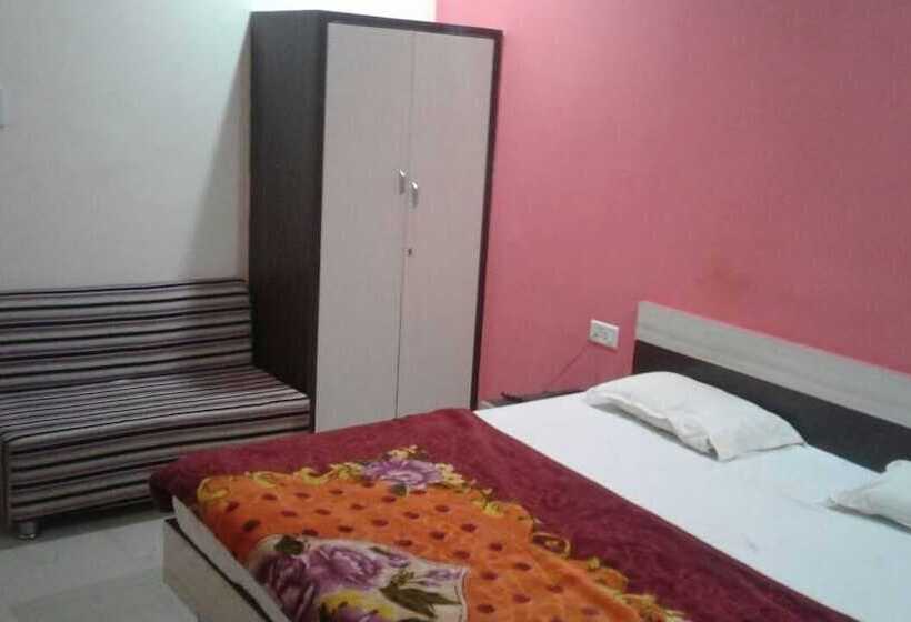 בית מלון כפרי Rajvansh