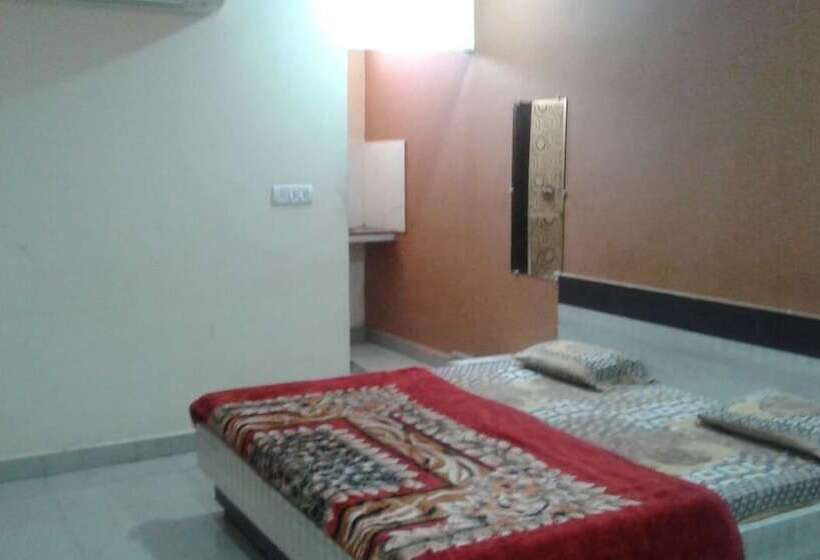 בית מלון כפרי Rajvansh