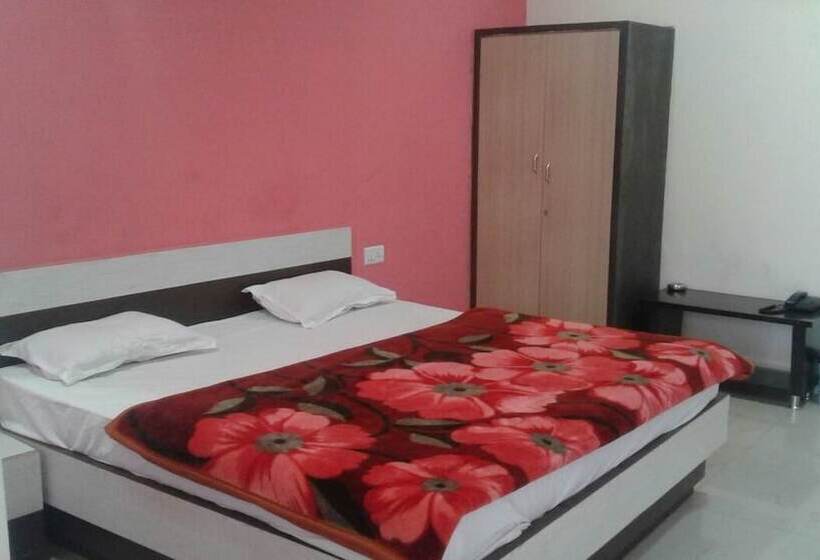 בית מלון כפרי Rajvansh