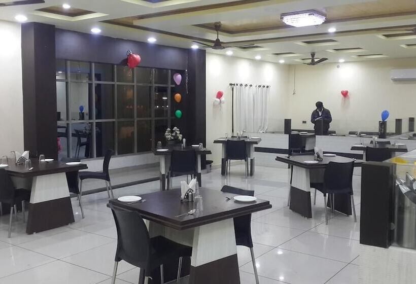 בית מלון כפרי Rajvansh