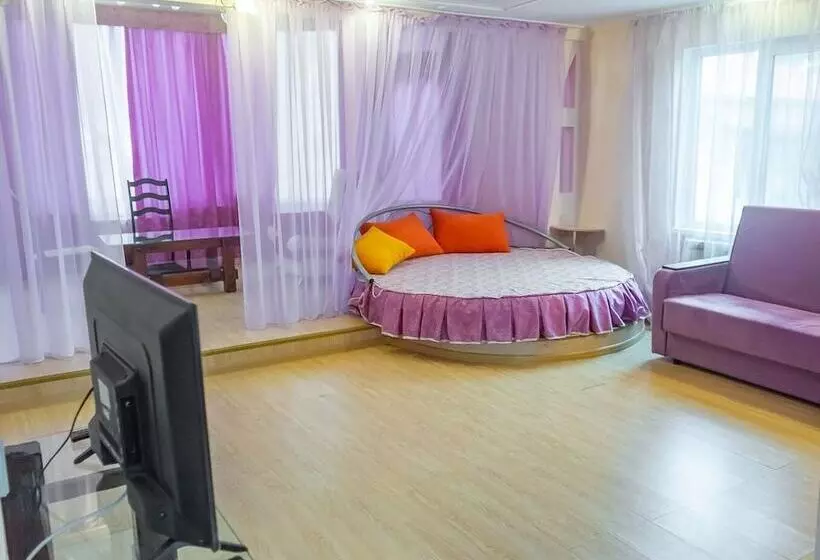 ホテル Sanatoriy Geolog Kazakhstana