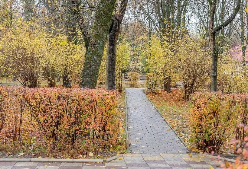 호텔 Sanatoriy Geolog Kazakhstana