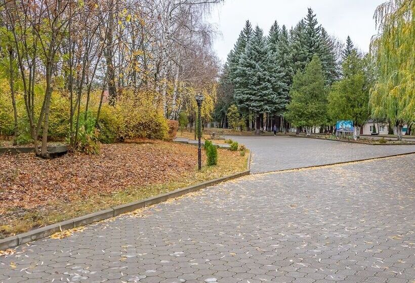 호텔 Sanatoriy Geolog Kazakhstana