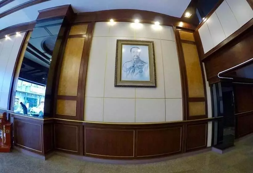 هتل The Room Padangbesar