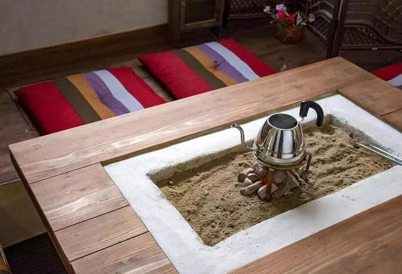 ペンション Guest Cafe Kuchikumano