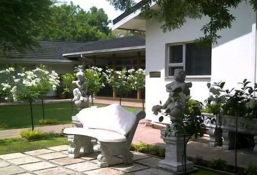 ペンション Mantovani Guest Houses No 1 And 2