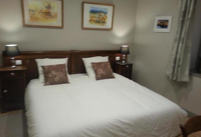 Пансион Relais St Jacques   Roanne