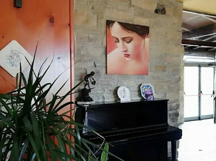 مبيت وإفطار La Foresteria San Leo