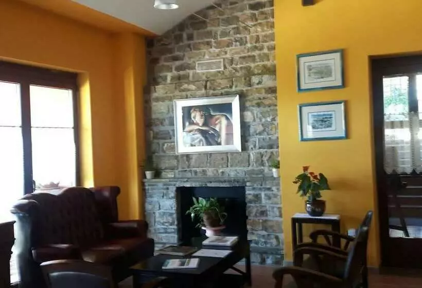 Aamiaismajoitus (B&B) La Foresteria San Leo