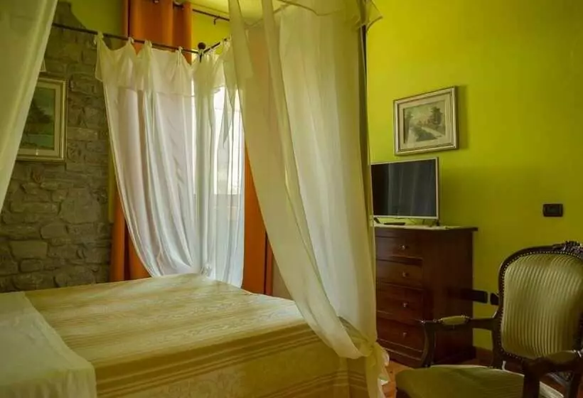 Aamiaismajoitus (B&B) La Foresteria San Leo