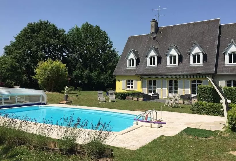 Aamiaismajoitus (B&B) No16 Chambre D Hôtes