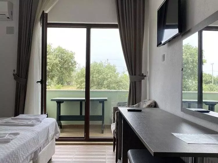 Güneş Yönü Omay Otel