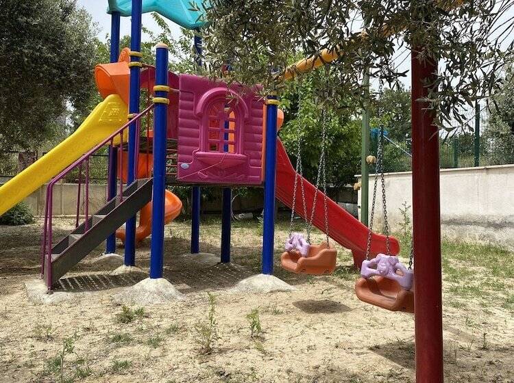 Güneş Yönü Omay Otel