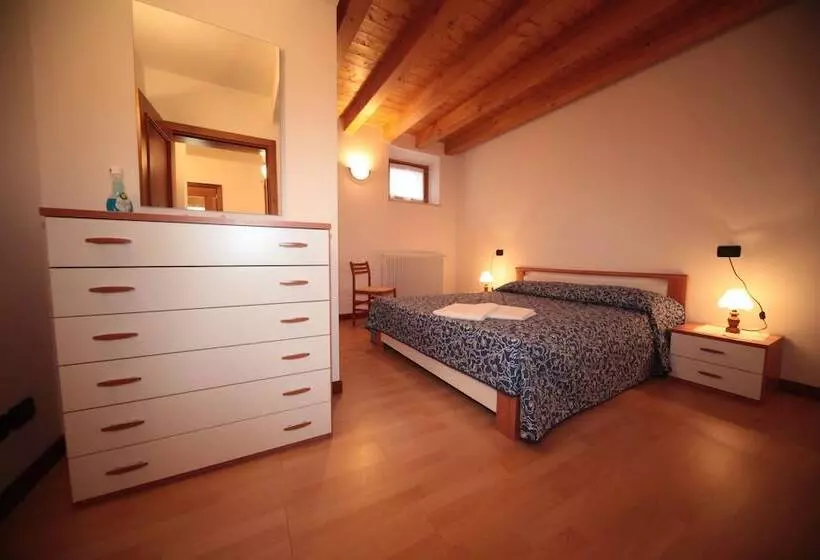 Hostelli Albergo Diffuso Valcellina Val Vajont In Cimolais