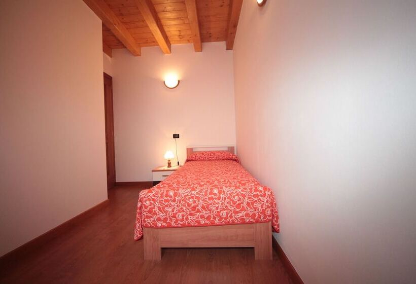 簡易ホテル Albergo Diffuso Valcellina Val Vajont In Cimolais