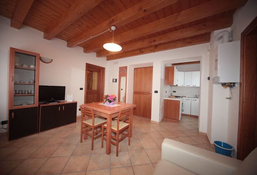 簡易ホテル Albergo Diffuso Valcellina Val Vajont In Cimolais