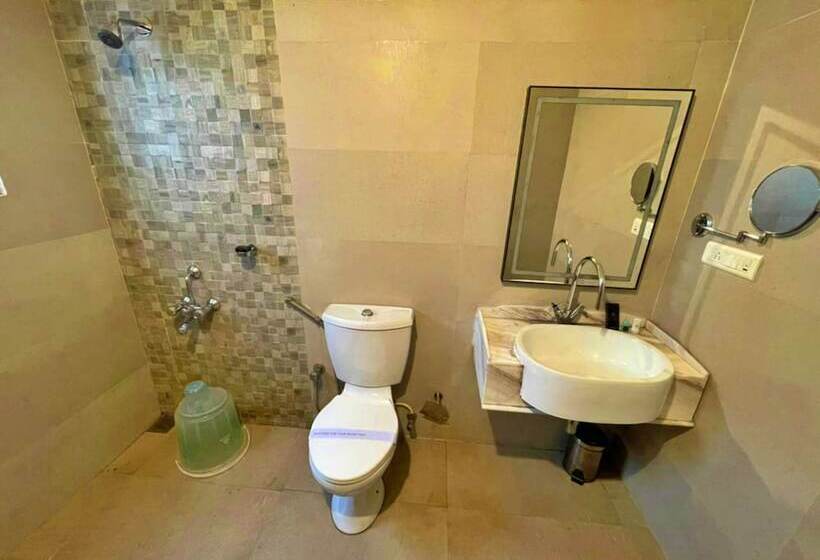 فندق Adrak Summer Sand Hill Resort Vagamon