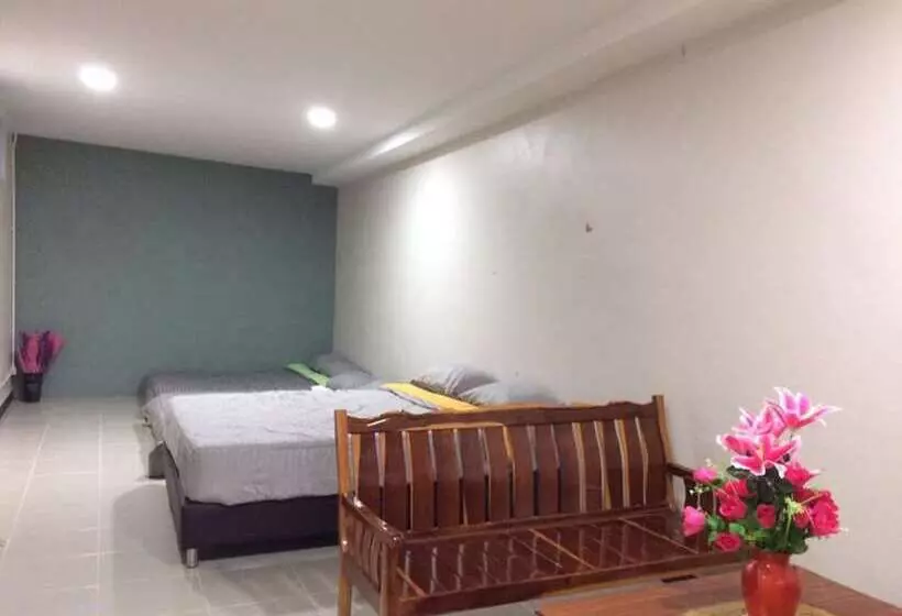 ホテル Bansarapoj Resort