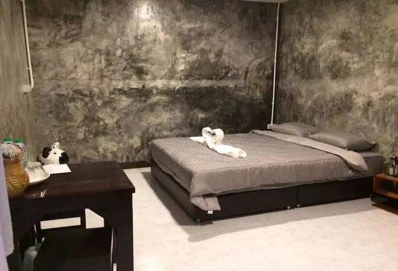 ホテル Bansarapoj Resort