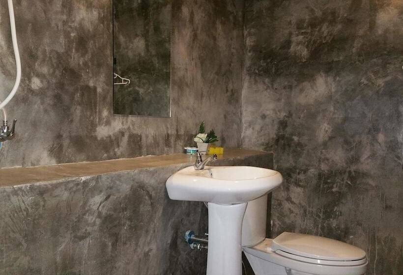 호텔 Bansarapoj Resort