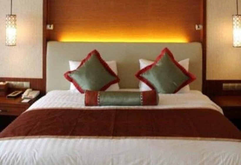 Otel Hainan Qizi Bay New Century Resort