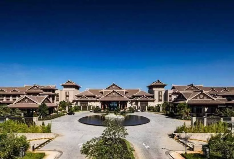 Hotelli Hainan Qizi Bay New Century Resort